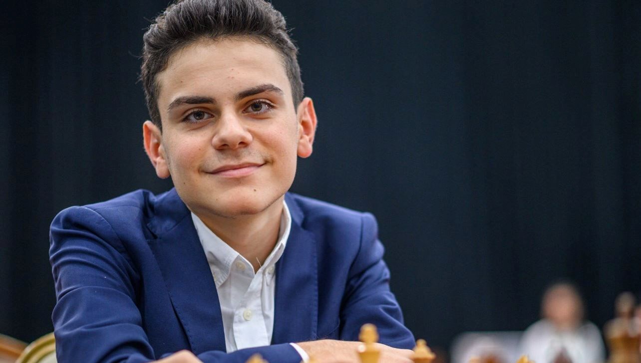 16 yasinda tarih yazdi dunya sampiyonunu yenen ilk turk TUcNUhgm