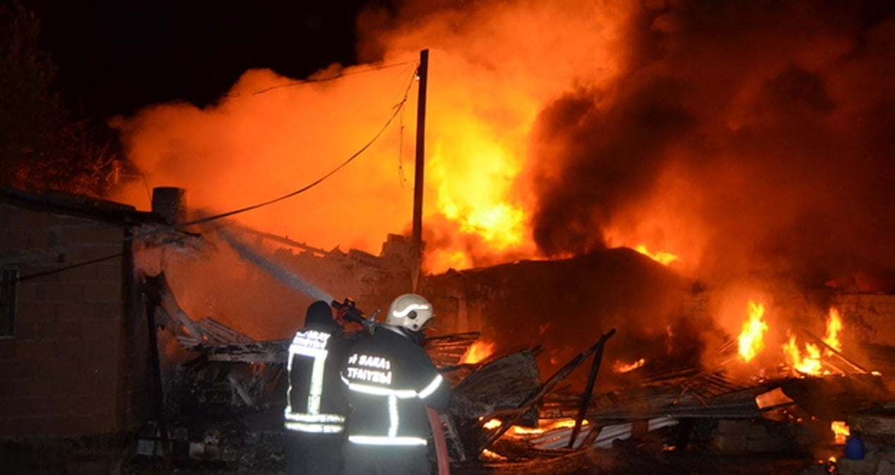 israil yine gazzeye saldirdi 97 kisiyi katletti 9pGeB85R.jpg