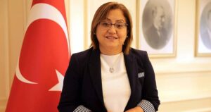 faize-calisan-belediye-milyarlar-borca-projeler-sifira-552vbpsN