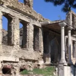 Canakkalede bulunan tarihi hastane curumeye birakildi tarihin mirasi sahip cikilmayi bekliyor 6JcxYRXL